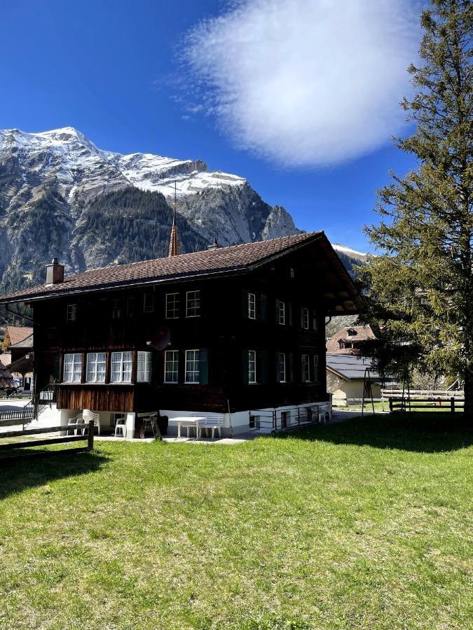 Familienferien im Chalet Bärgli Kandersteg Exterior foto